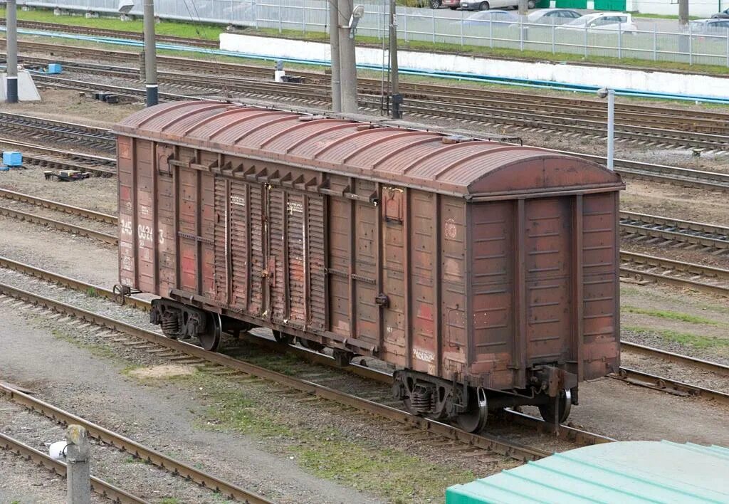 Собственных вагонах. Крытые вагоны модели 11-270. Номер грузового вагона. Крытый вагон 4-осный модели 11-286. Жд контейнер.