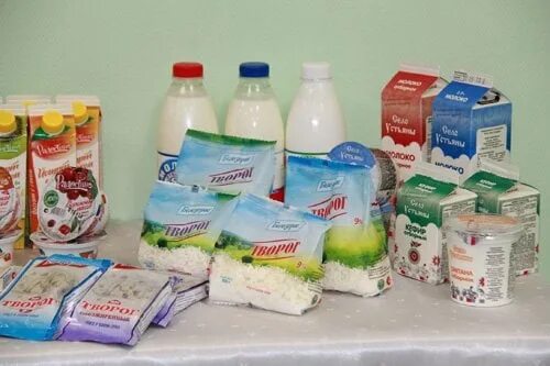 Змк зеленодольск молокозавод продукция. Архангельский молочный завод. Молочные продукции. Зеленодольск молочный комбинат. Продукция молокозавода.