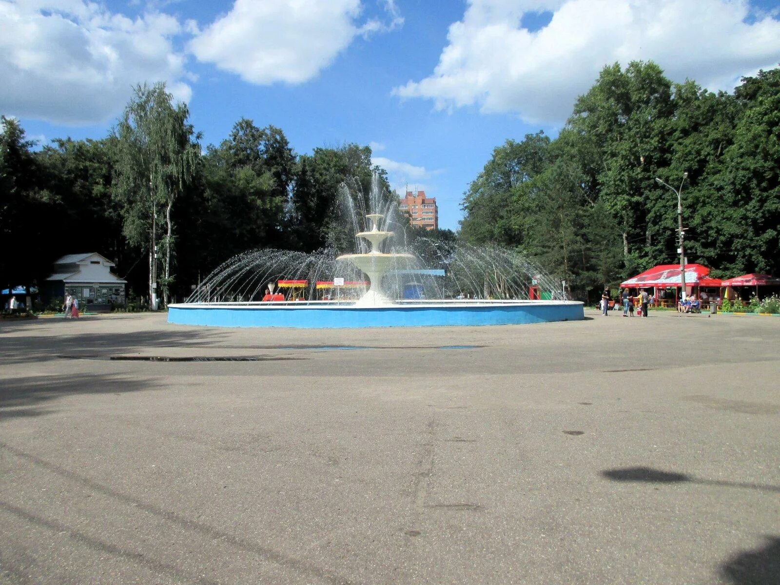 Автозаводский парк москва. Парк культуры автозавода Нижний Новгород. Парк культуры Нижний Новгород. Автозаводский парк Нижний Новгород. Парк культуры Нижний Новгород Автозаводский район культурный парк.