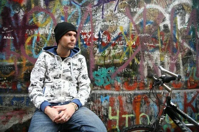 Noize mc детка. Детка сериал нойз мс. сантьяго детка. сериал детка 2011 noize mc.
