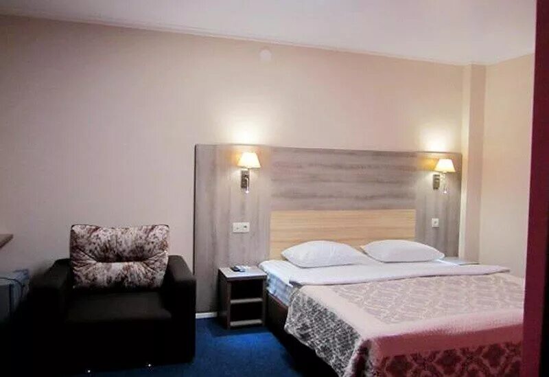 Отель comfort ул. Comfort ул чачба 79 сухум. Comfort комфорт 4 абхазия сухум. Комфорт отель сухум 4 звезды. Отель комфорт в сухуми.