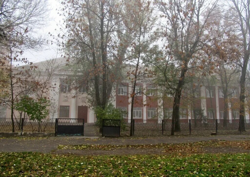 Гимназия 3 й микрорайон 18 фото Гимназия имени Подольских курсантов, академический корпус, гимназия, просп. 50 л
