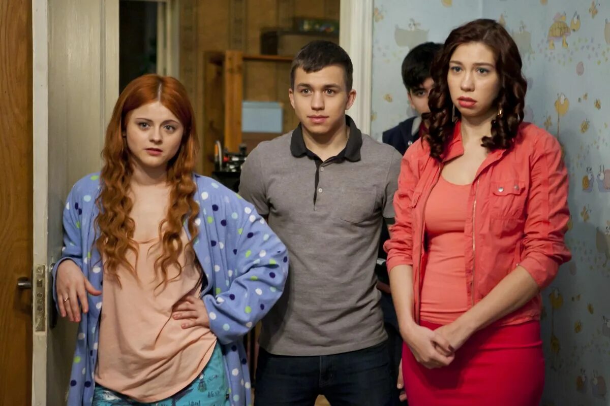 Кадры из сериалов на тнт 18 Новый взгляд на студенческую жизнь: Премьера ситкома "Универ. Молодые" стартует
