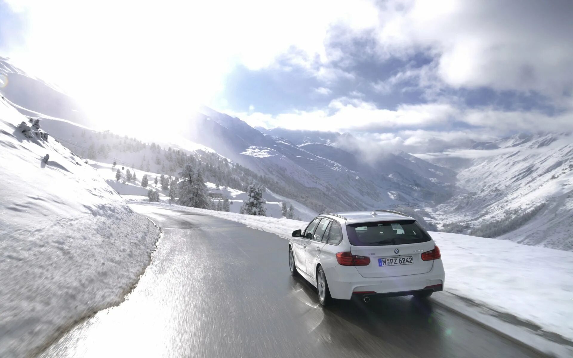 БМВ 320d зима. БМВ 320d зимой. BMW 2013 Winter. Машина зима.