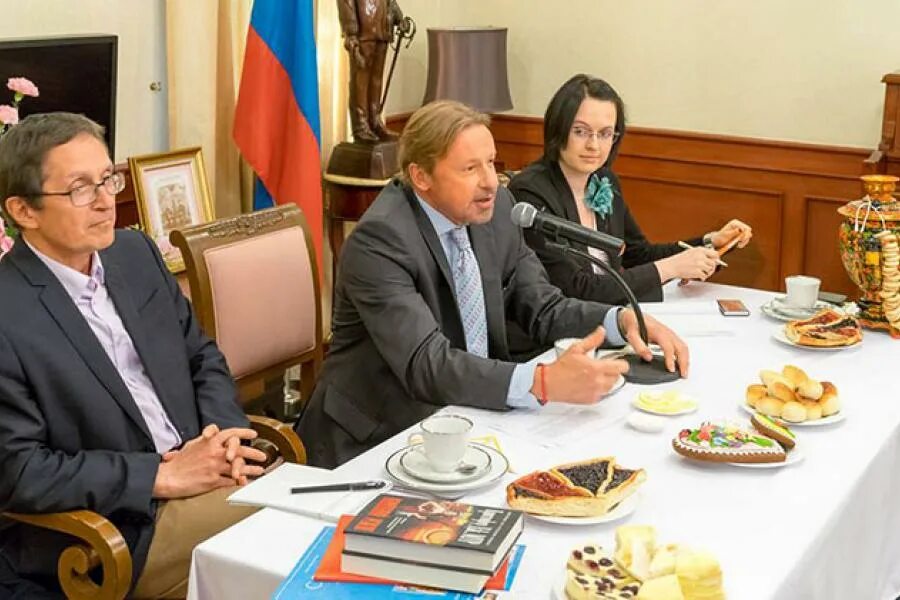 Консульство в бангкоке