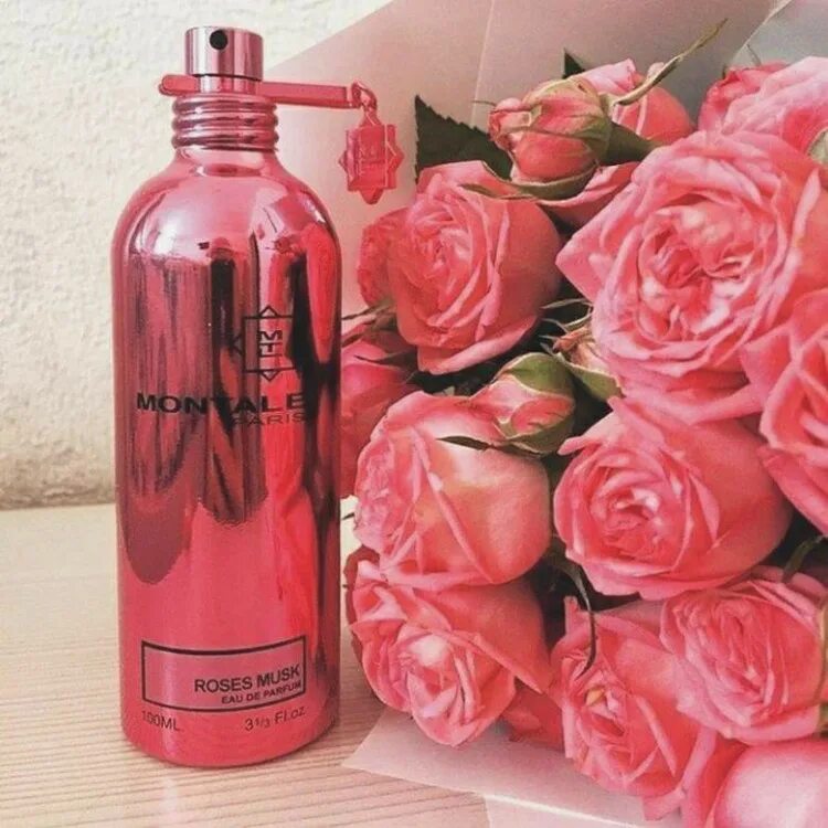 Нежным ароматом роз. Духи Montale Roses Musk. Духи Монталь розовый мускус. Montale духи женские Roses Musk. Montale Roses Musk (розовый мускус).