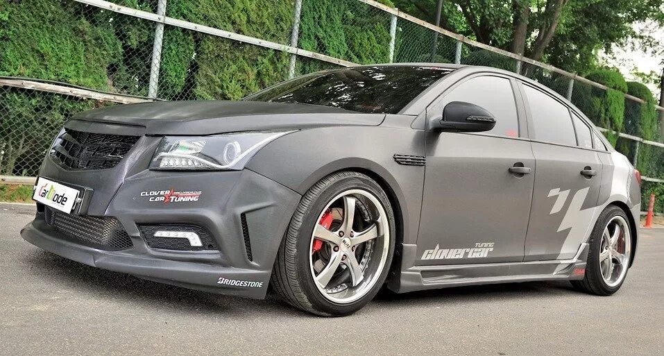 Tune sport. Chevrolet Cruze 2014 Tuning. Шевроле Круз в обвесе. Обвес Шевроле Круз “Lingye Sport”. Chevrolet Cruze хэтчбек обвес.