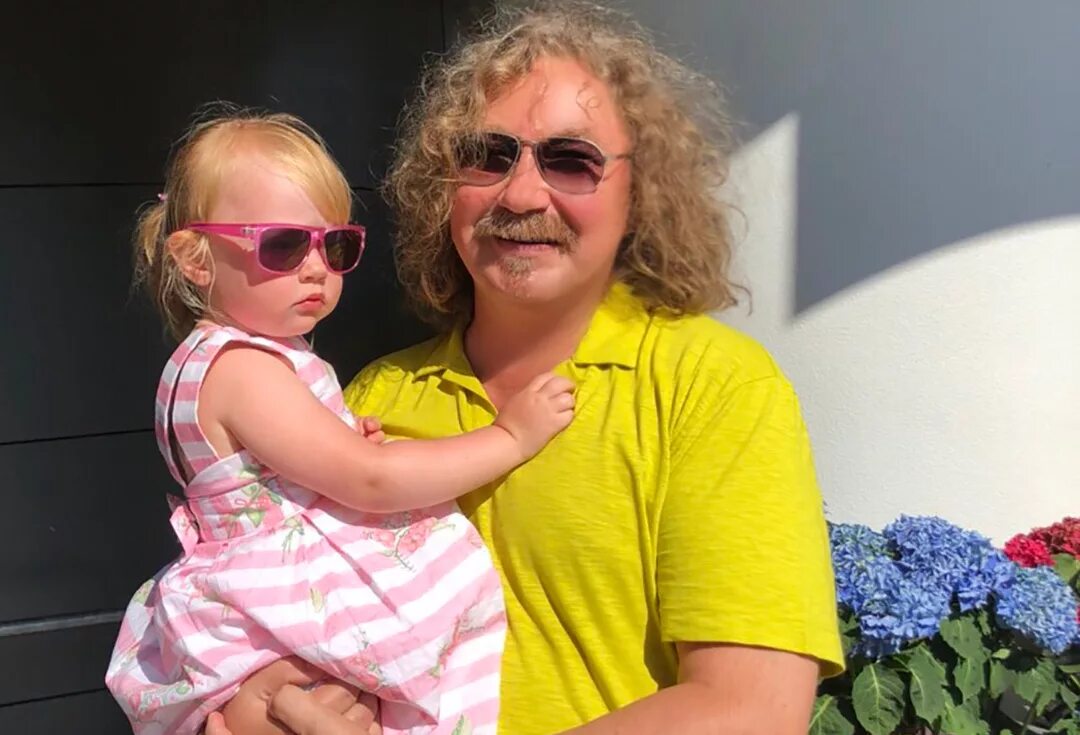 Игорь николаев и юлия проскурякова с дочкой. Игорь николаев юлия проскурякова дочь вероника. Игорь николаев и юлия проскурякова. Игорь николаев. Игорь николаев и юлия проскурякова.