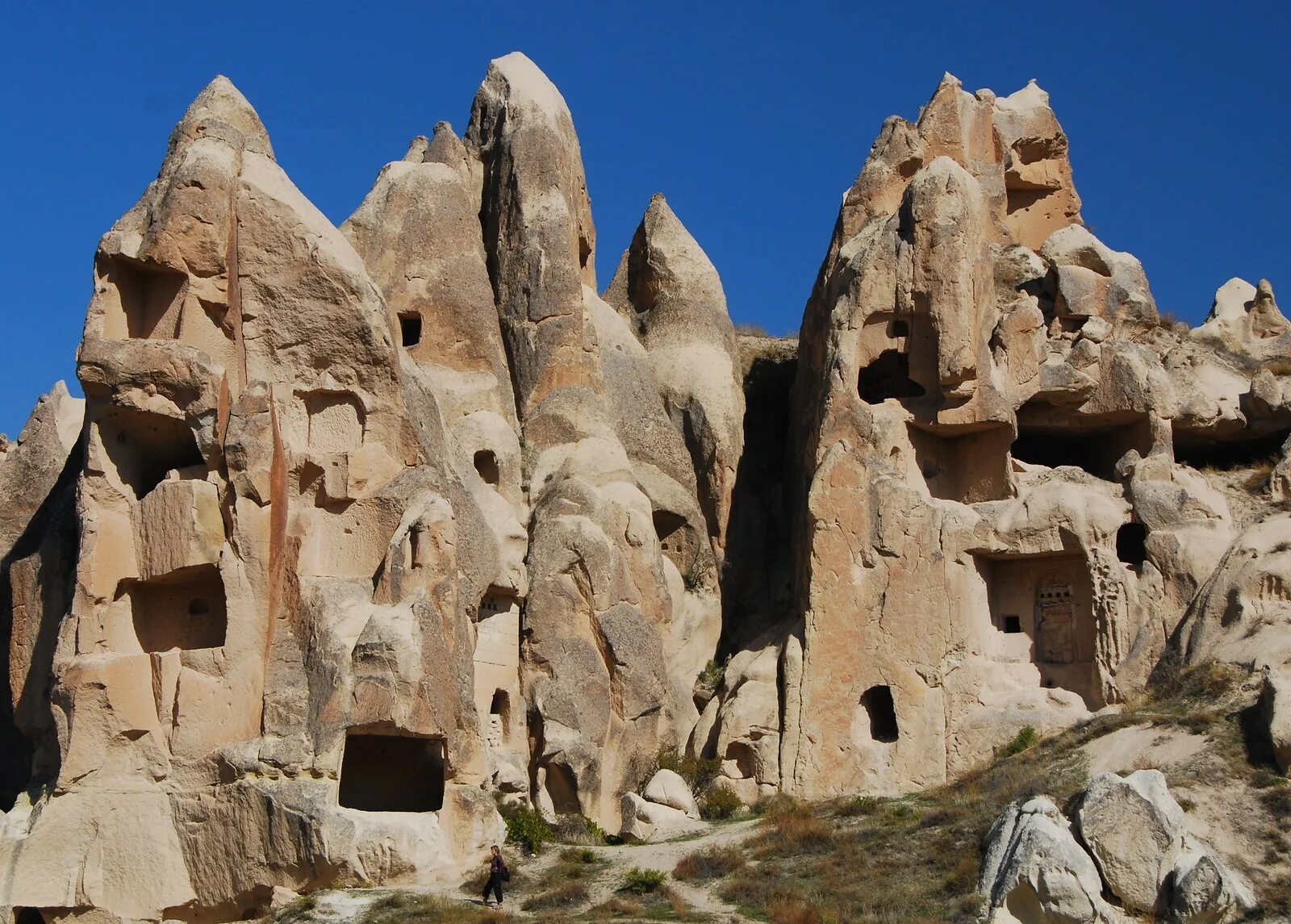 Ancient cave. Национальный парк Гёреме Турция. Гёреме Каппадокия. Национальный парк Гёреме и достопримечательности Каппадокии. Каппадокия скалы.