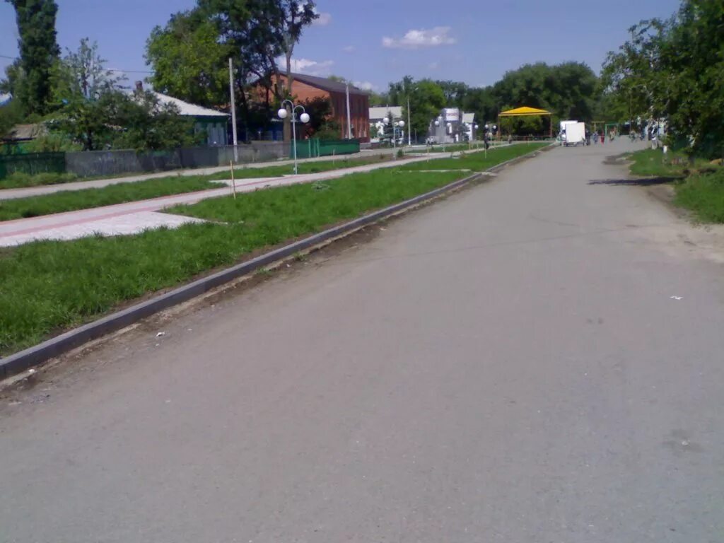 П зимовники фото. Парк зимовники ростовской области. Ростовская область, зимовниковский район, поселок зимовники. Посёлок зимовники ростовская область площадь. Железнодорожная станция зимовники.