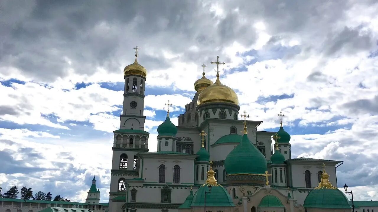 Трансляция богослужения 29 января 2022. 24 февраля день памяти преподобного димитрия прилуцкого. Киево печерская лавра молебен. Лавру 24. Дединово церковь казанской иконы божией матери.