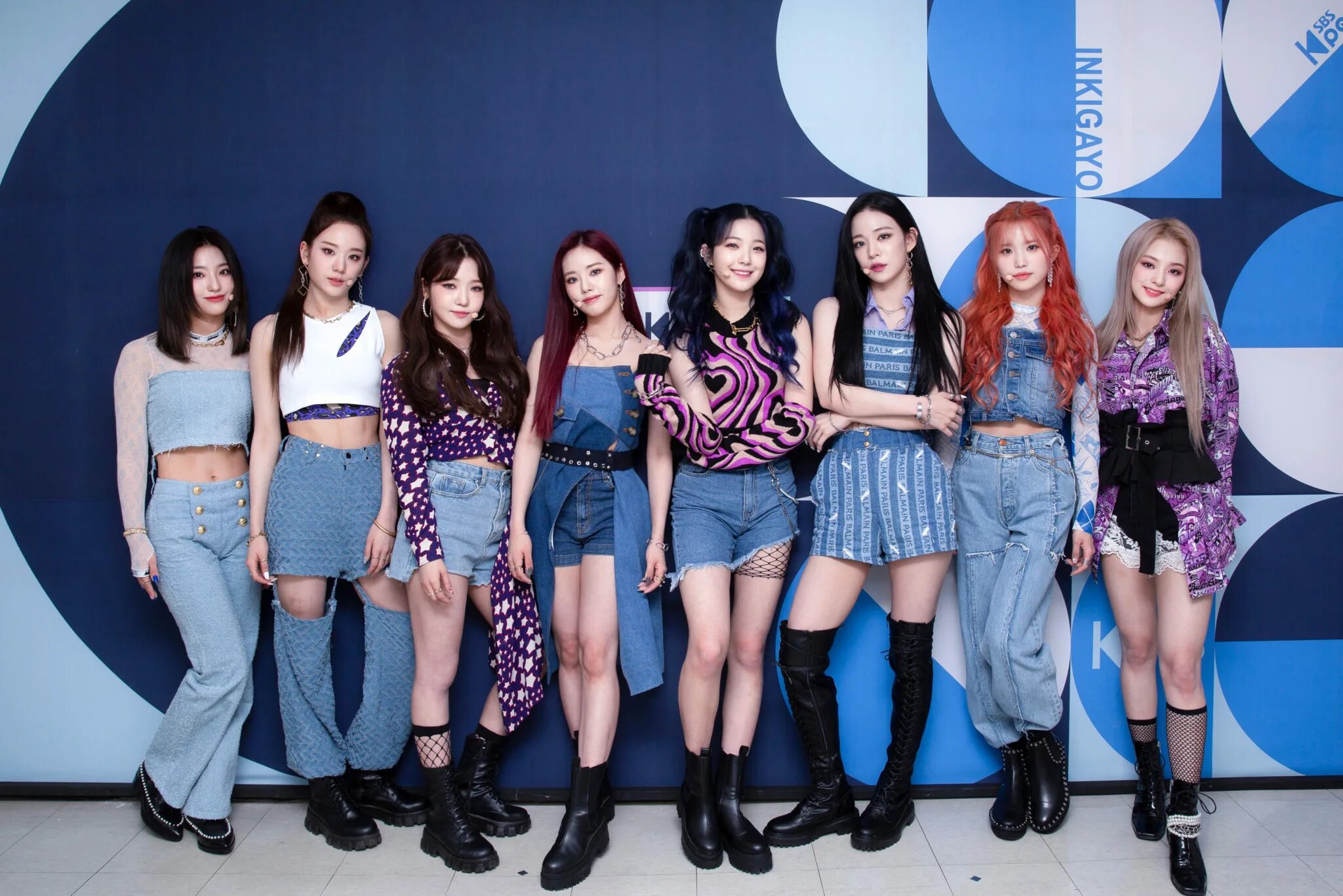 Study with k pop. Группа фромис 9. группа fromis 9 участницы. fromis 9 kpop. fromis 9 дебют.