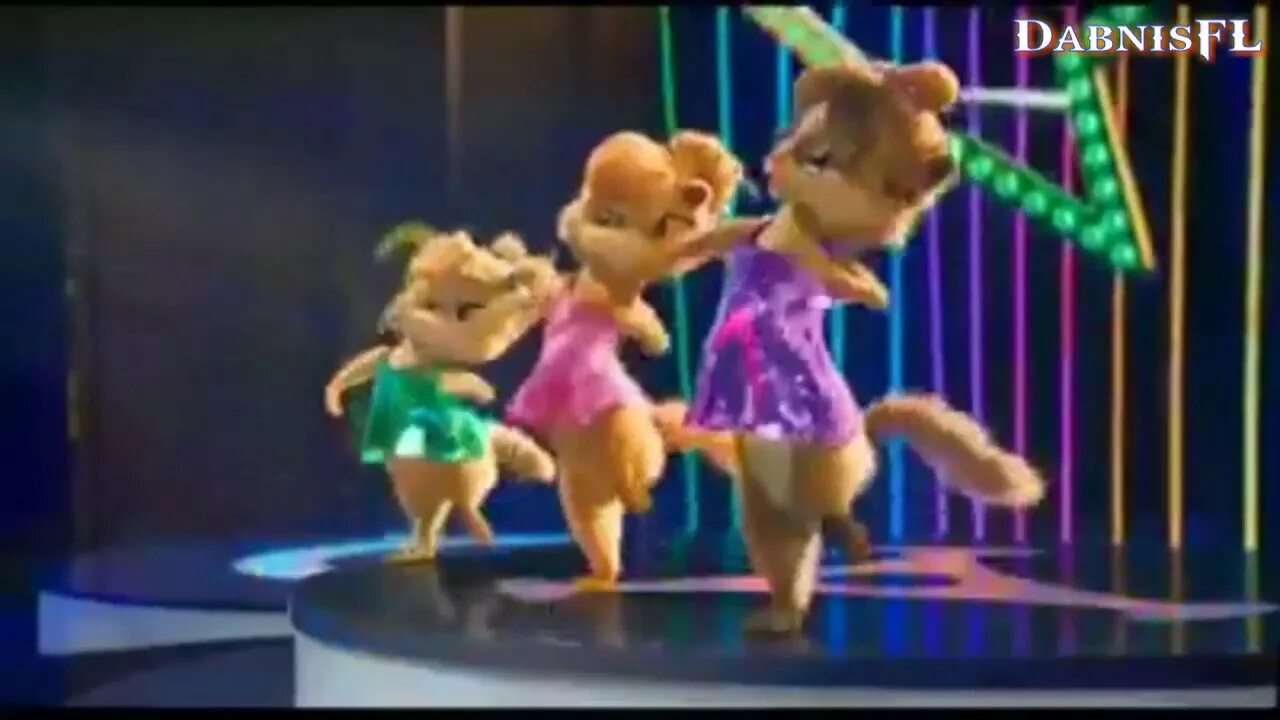 The chipettes britney. Селфи бурундука. Где танцуют бурундуки. Бурундуки песни танцы. Бурундуки песни танцы.