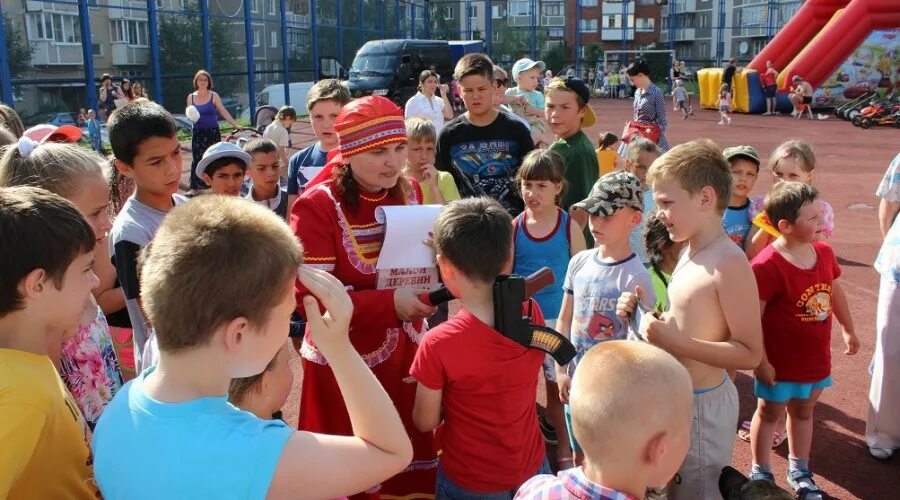 Погода мстихино. Мстихино Калуга. Храм во Мстихино Калуга. Деревня Мстихино. Город Калуга деревня Мстихино.