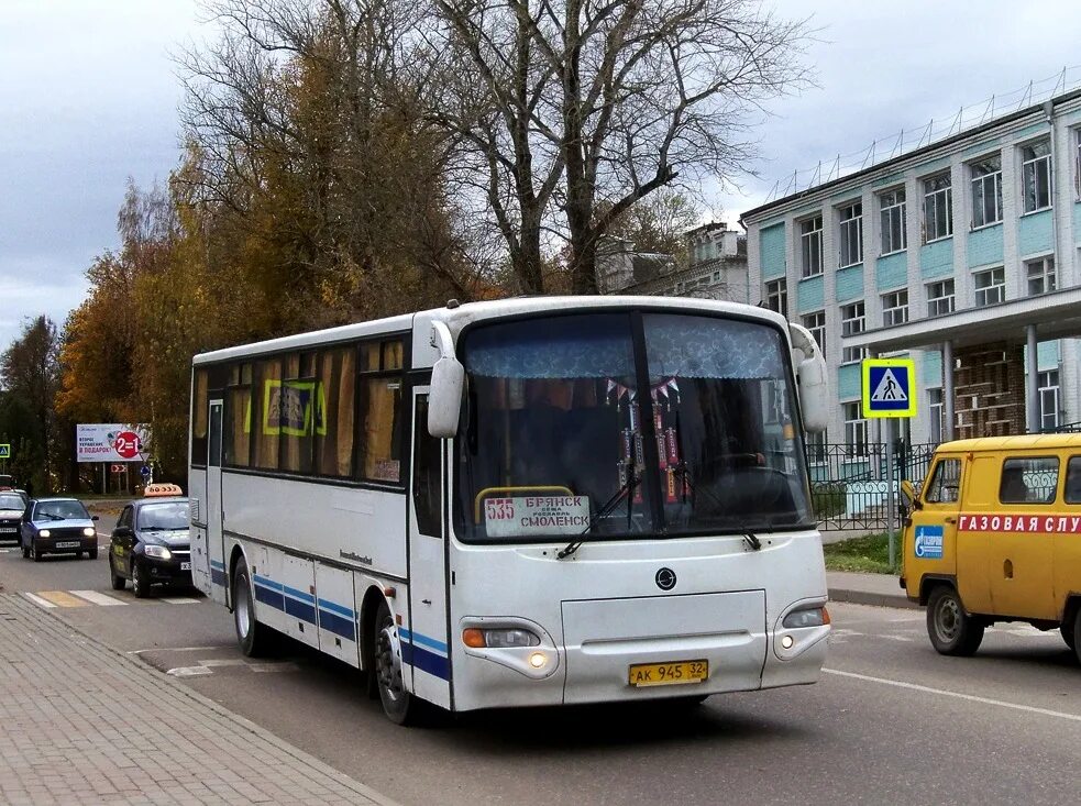 КАВЗ 4238-02. Брянск Смоленск автобус. Автобусы 47 Брянск. КАВЗ Брянск. Автобус брянск жуковка сегодня