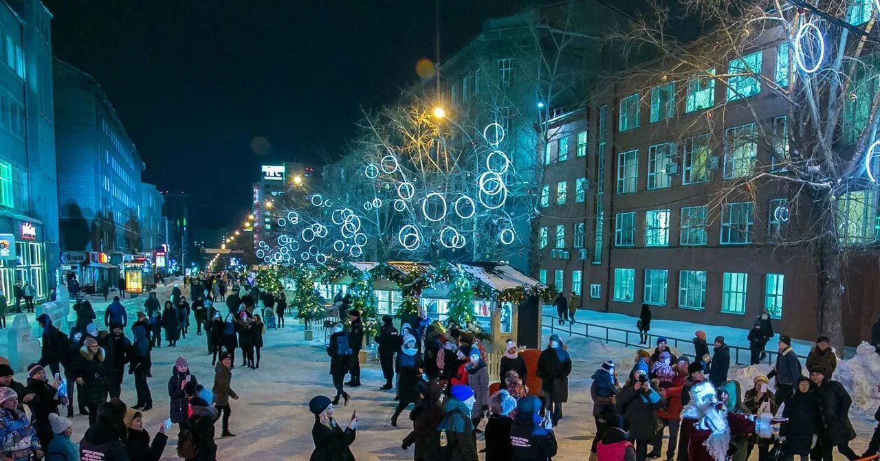 Ярмарка на площади ленина новосибирск. Улица ленина новосибирск. ленина новосибирск пешеходная. улица ленина новосибирск сейчас. улица ленина новосибирск новый год.