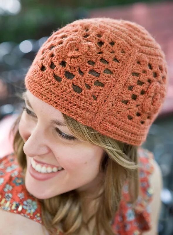 Ажурные шапки. Ажурные шапки. Летняя шапка женская крючком. Женские летние шапочки. Летняя шапка.
