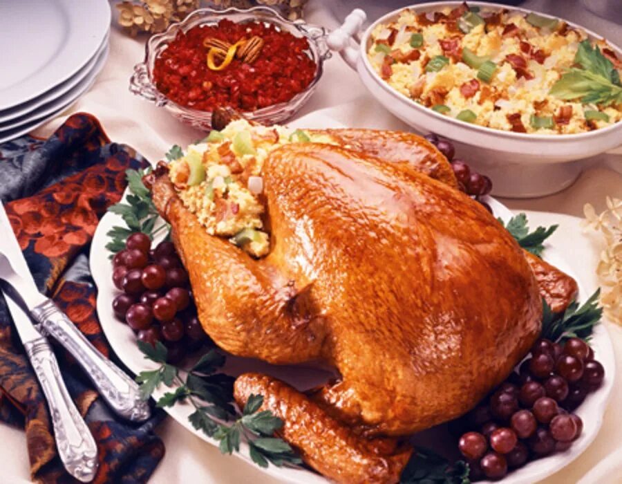 Thanksgiving turkey. День Благодарения. День Благодарения в США. Традиционные блюда на день Благодарения. Блюда на день Благодарения в Канаде.