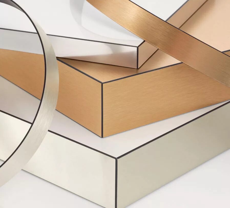 золотая кромка для мебели. металлизированная кромка для мебели. кромка абс 16108. кромка с зеркальным эффектом. кромка мебельная металлическая.