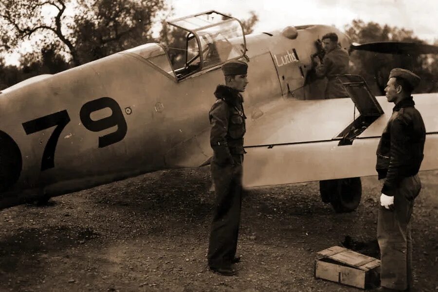 Ю 51. He 70f-2 самолет-разведчик ввс испании. Баллистическая ракета синева. He-111. Messerschmitt bf.