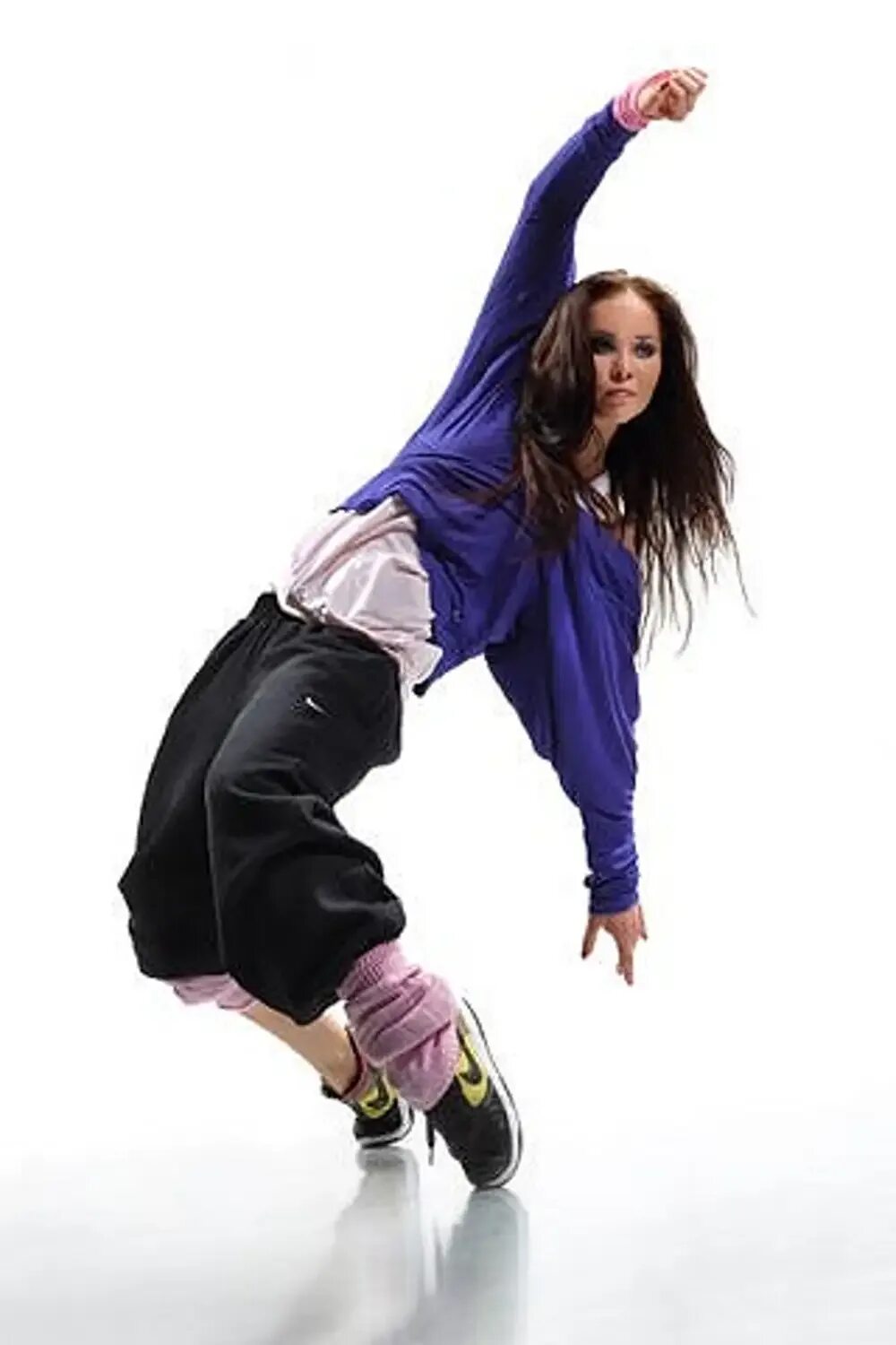 Танцы хип хоп. Девочка подросток танцуй. Танцы хип хоп. Современные танцы для девочек. Танцы для молодежи современные.