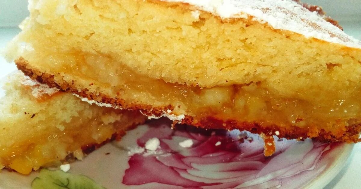 нежный лимонный пирог с сметаной. лимонный пирог фото. лимонник пирожное. лимонный пирог от юлии высоцкой. лимонник пирог рецепт в духовке.