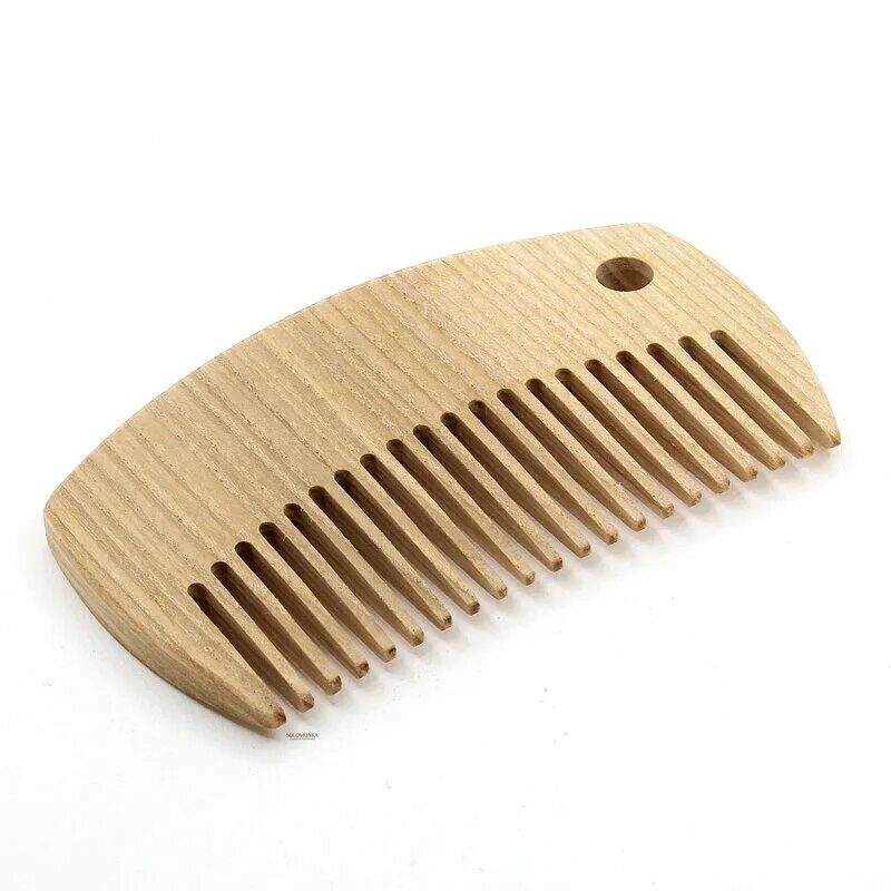 Гребешок расческа. Гребень в avon 1526148. Расческа из дерева. Расческа деревянная. Гребень для волос деревянный.