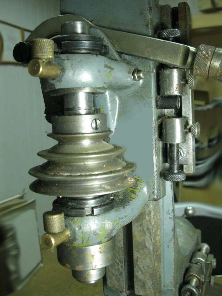 станок ф2-250 технические характеристики. фрезерный станок ф2. часовой фрезерный станок ф-2а. фрезерного станка ф-2а директлот. часовой фрезерный станок ф-2а.