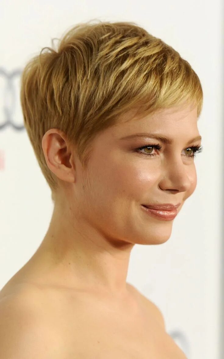 Short haircuts with volume Hair Style and Color for Woman Kort hår, Frisyridéer,