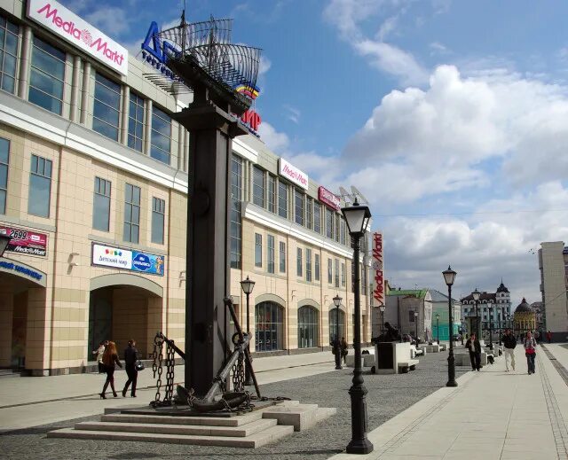 Казань улица Санкт-Петербургская. Петербургская улица Казань. Петербургская улица Казань достопримечательности. Пешеходная улица Петербургская в Казани.