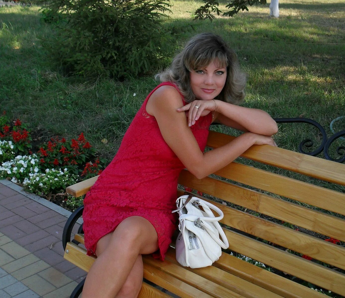 надежда 47 лет. девушки г воронеж. незамужние женщины в воронеже. женщину город воронеж для серьезных отношений. дамы воронежа знакомятся.