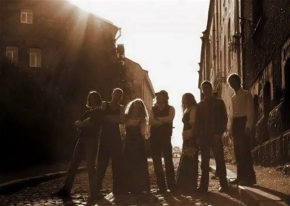 Конец лета группа. Конец лета природа. Конец лета картинка для вк группы. Лето кончилось. Лес в конце августа.