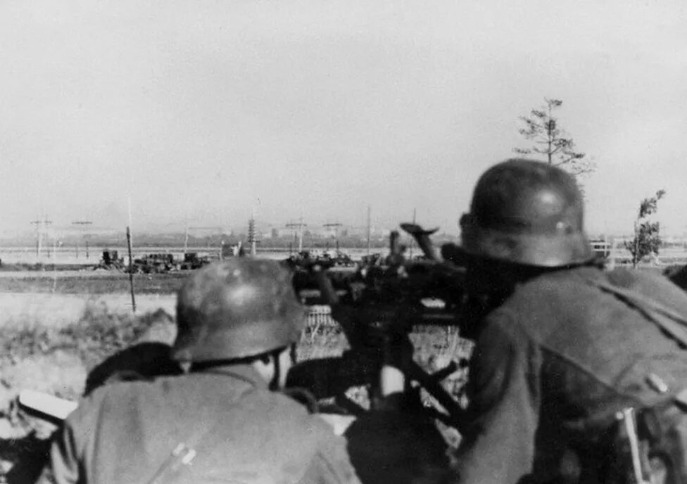 после снятия блокады немецкие и финские войска. после снятия блокады немецкие и финские войска. блокадный ленинград зима 1941. битва за ленинград 1941-1944. блокада ленинграда презентация.