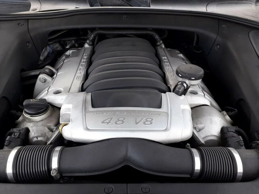 Порше кайен какой двигатель. Мотор Кайен 4.8. Двигатель Порше 4.8. Porsche Cayenne 4.8 v8 двигатель. Мотор Порше Кайен 958 4.8.