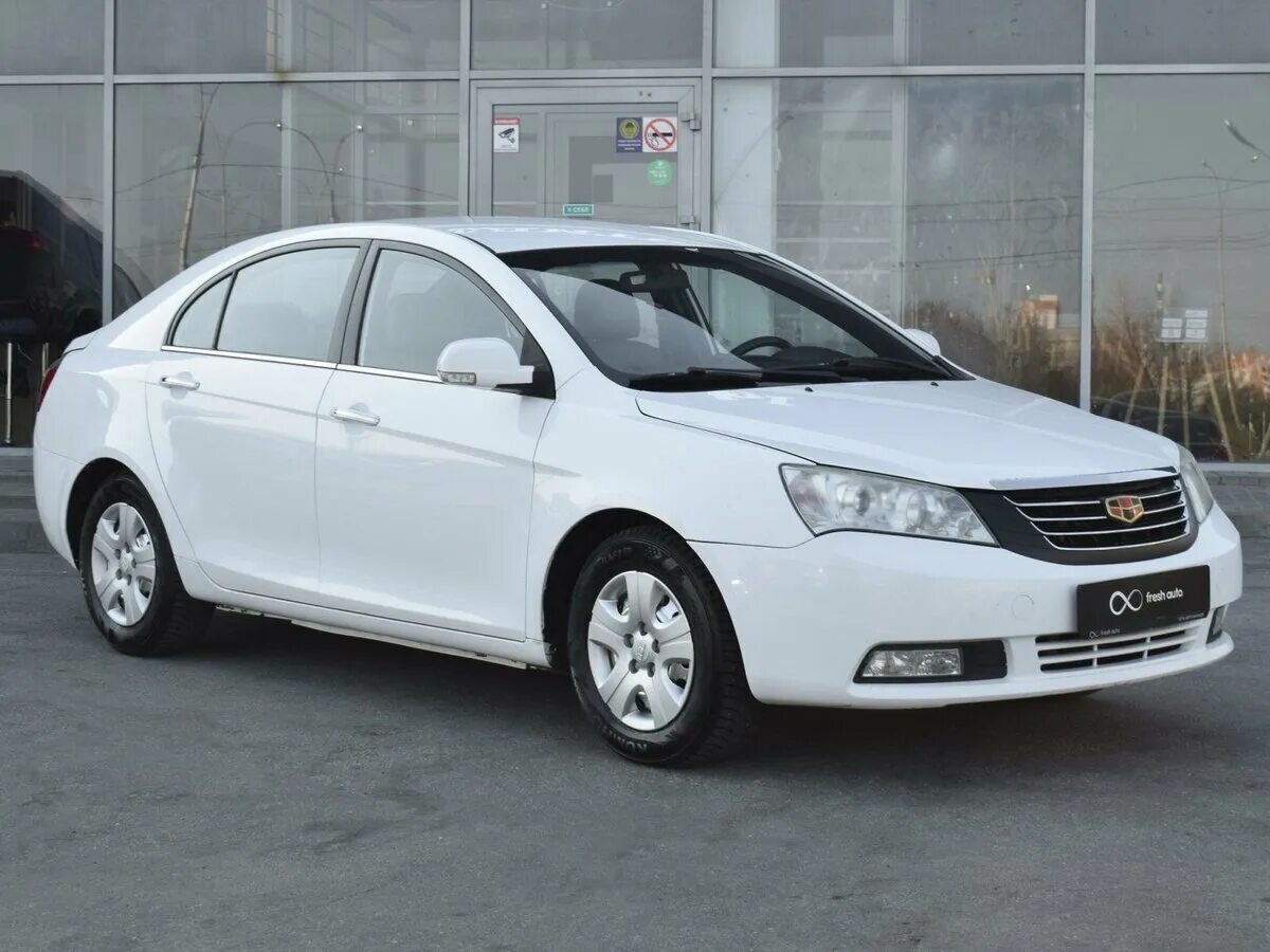 Джили эмгранд ес7 1.8 купить. Geely Emgrand ec7. Jelly Emerald ec7. Geely Emgrand ec7 2013. Geely Emgrand 7.