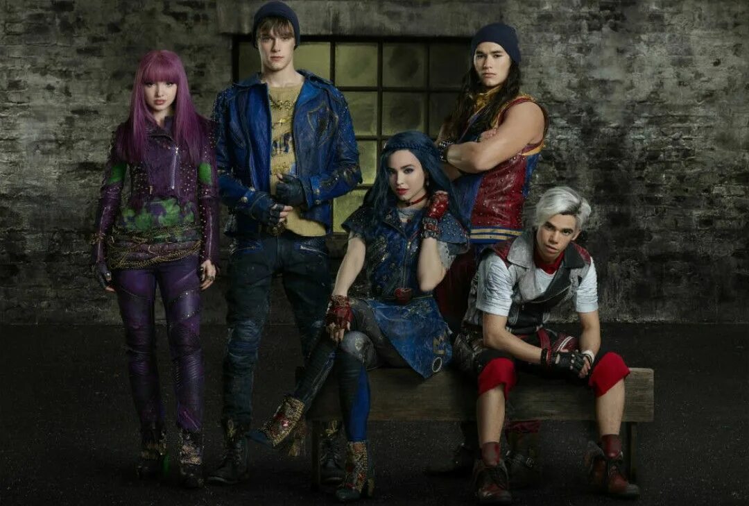 Наследники дома. Наследники (descendants) 2015. Наследники Дисней 1. Наследники 1 2015. Наследники 2015 Дисней.