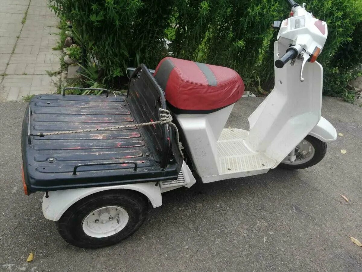 Хонда гуро ап. Honda Gyro. Honda Gyro, 2000 багажник. Трицикл Хонда гуро уп. Gyro up