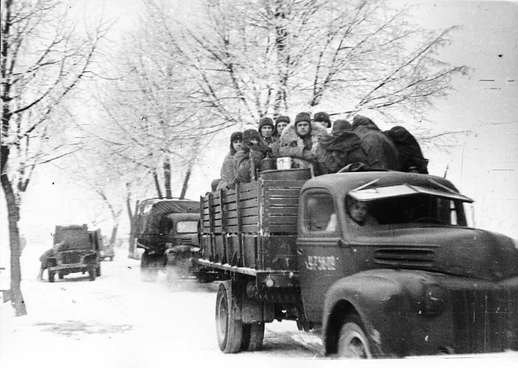 По дорогам военных лет. Студебеккер автомобиль грузовой 1941 1945. Форд 2g8t, 1942 г. Ford g8t (Форд-6) 1943. Тягачи ВОВ 1941-1945.