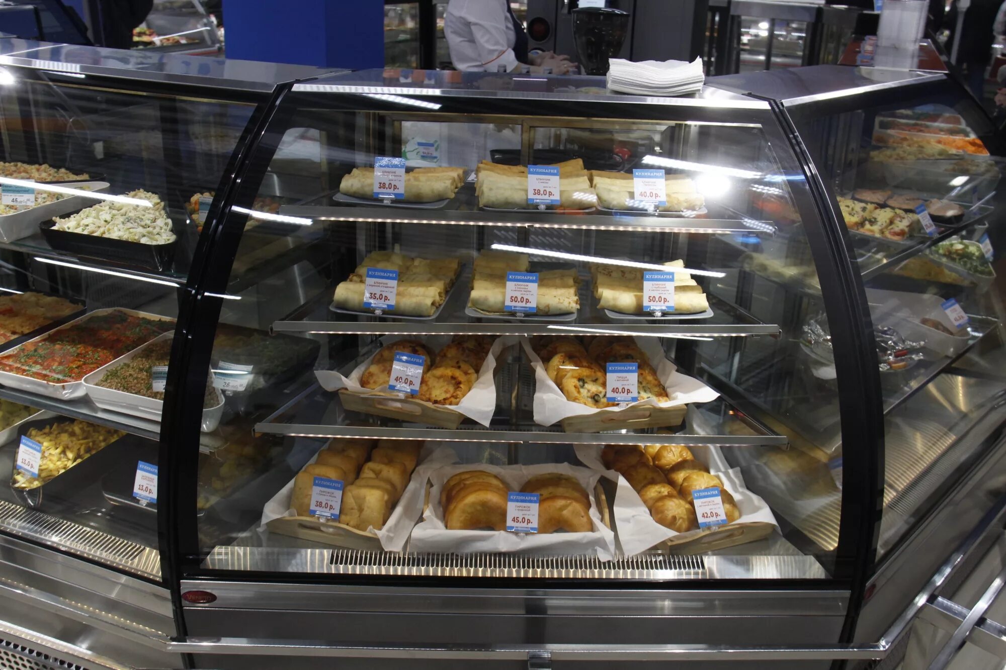 Работа торговым новосибирск. Магазин мария-ра витрины. Дизайнаутоэнтичный фирменные хлебные магазины. Добрянка новосибирск мега. Работа торговым новосибирск.