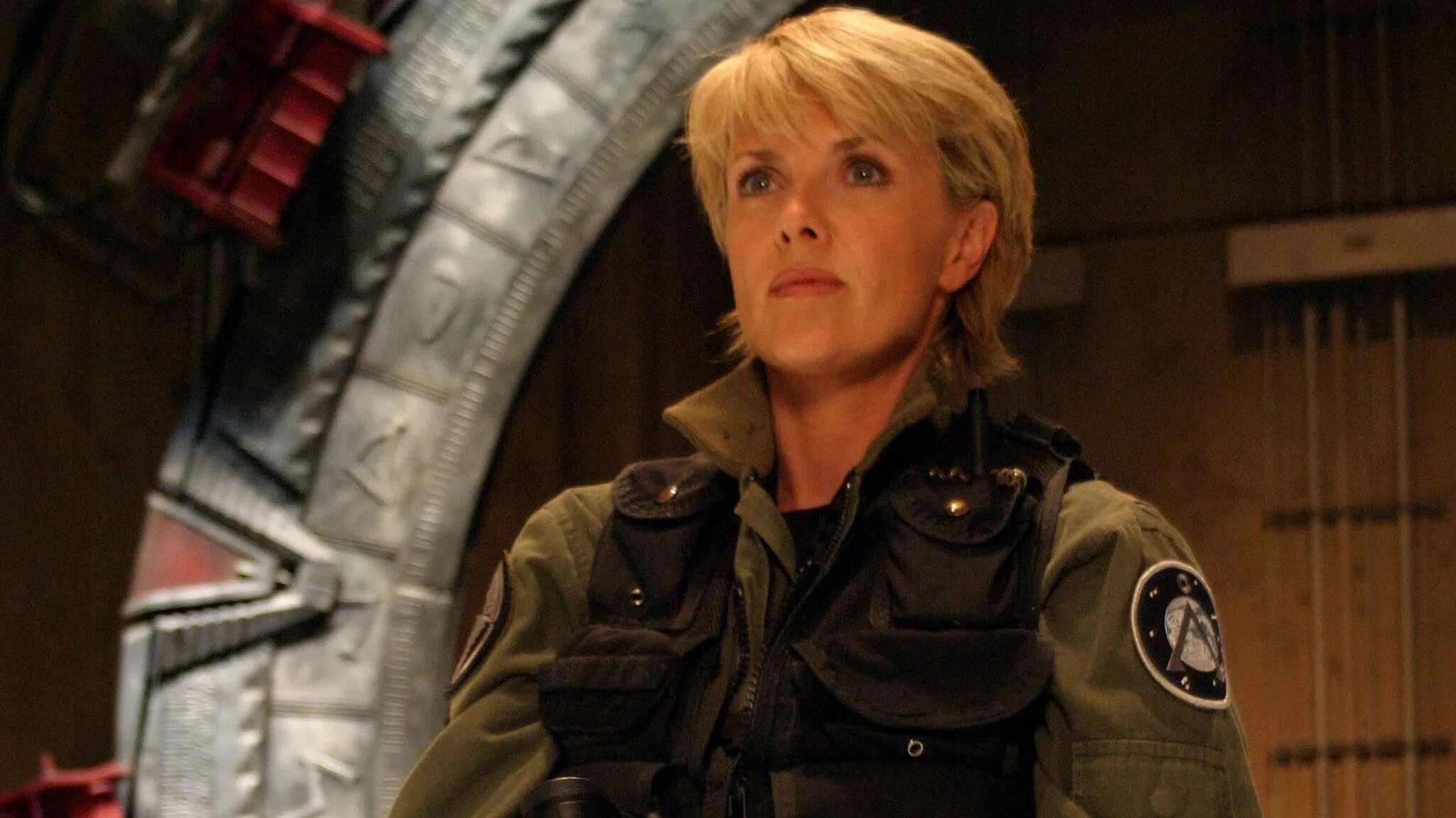 Телешоу Stargate sg1. Amanda Tapping Stargate SG-1. Саманта Картер Звездные врата актриса.