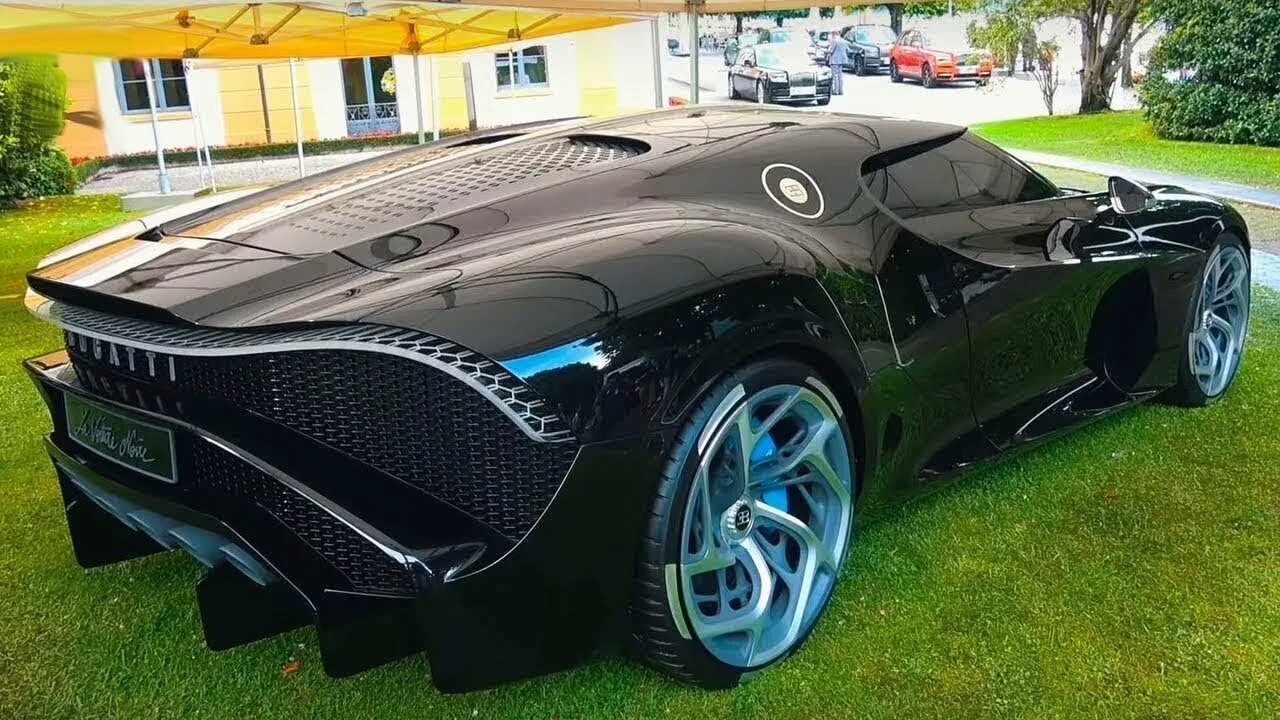 Бугатти м 8. Бугатти черный автомобиль. Бугатти чирон. Lamborghini veneno roadster. Dunyodagi eng qimmat mashina.