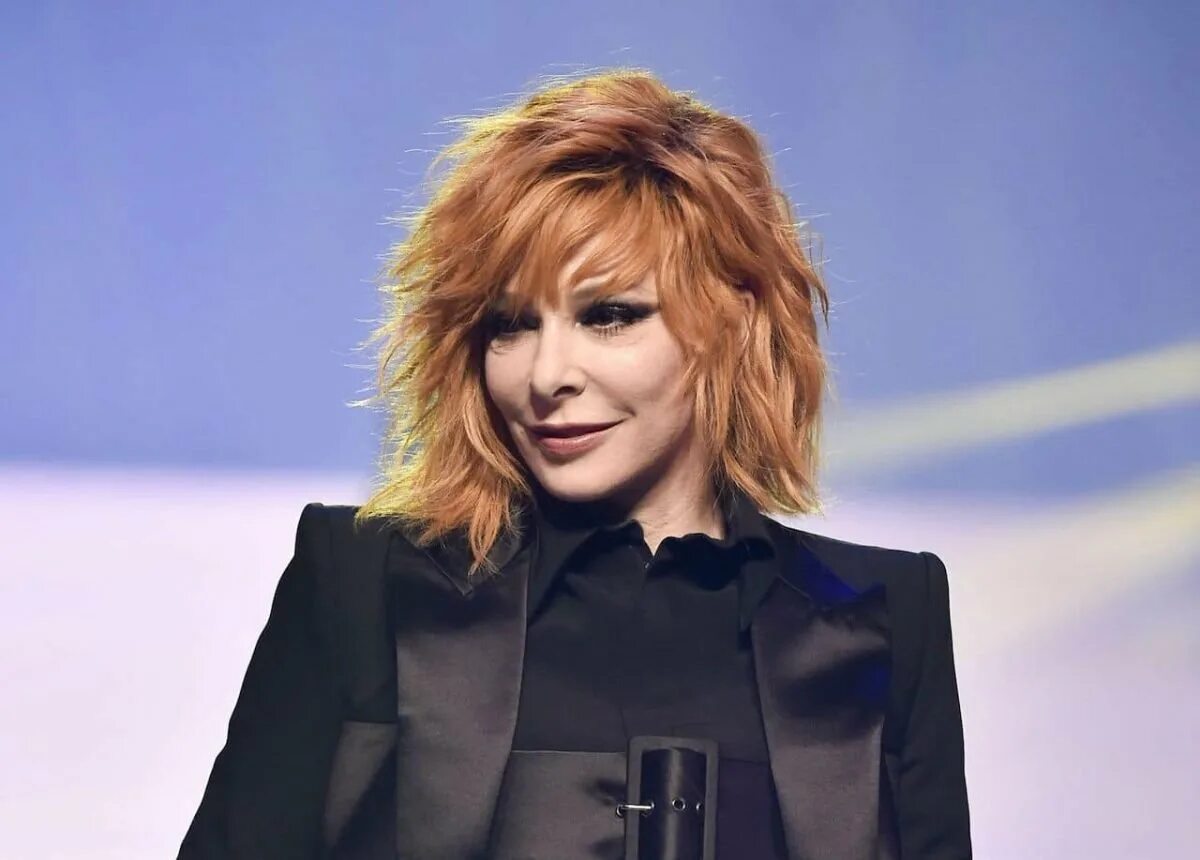 Фармер самые популярные песни. Фармер самые популярные песни. Mylene farmer сейчас 2021. Фармер самые популярные песни. Фармер самые популярные песни.