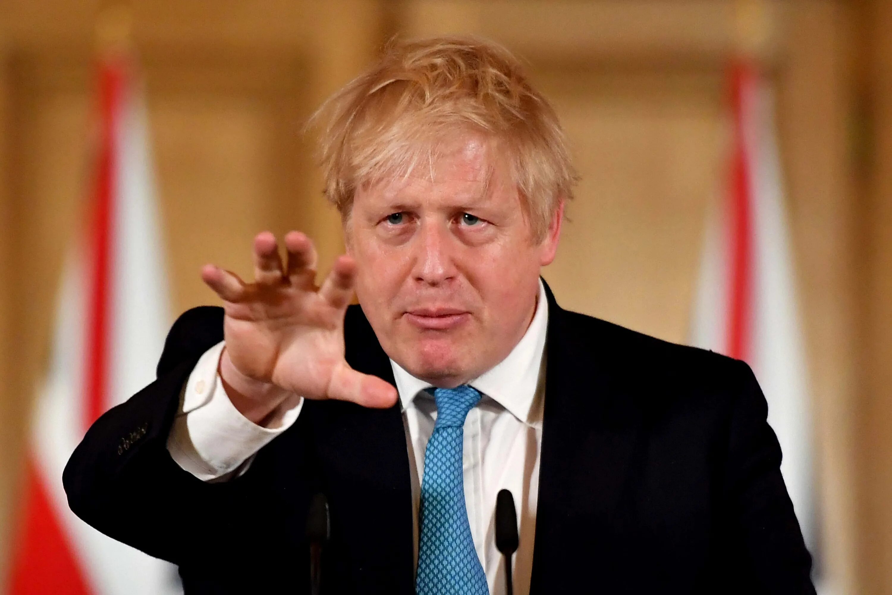 Премьер британии кэмерон. Премьер министр кэмерон. Все премьер министры великобритании. Дэвид кэмерон. Кэмерон премьер-министр великобритании.