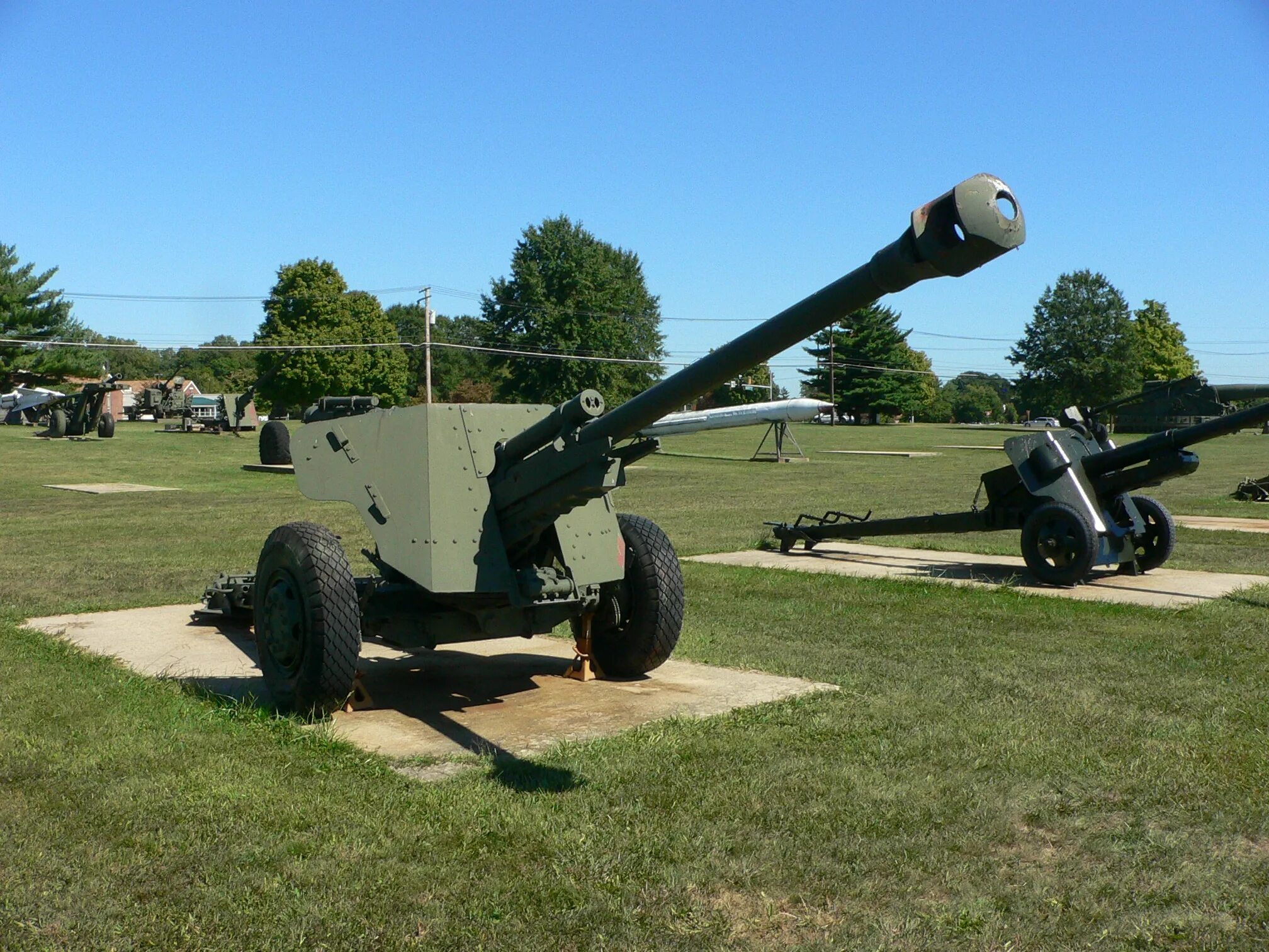 Tank guns. 90-Мм зенитная пушка м1а1 США. 90-Мм зенитная пушка m2 m3. 105 Mm Gun t8. 105 Мм пушка м68.