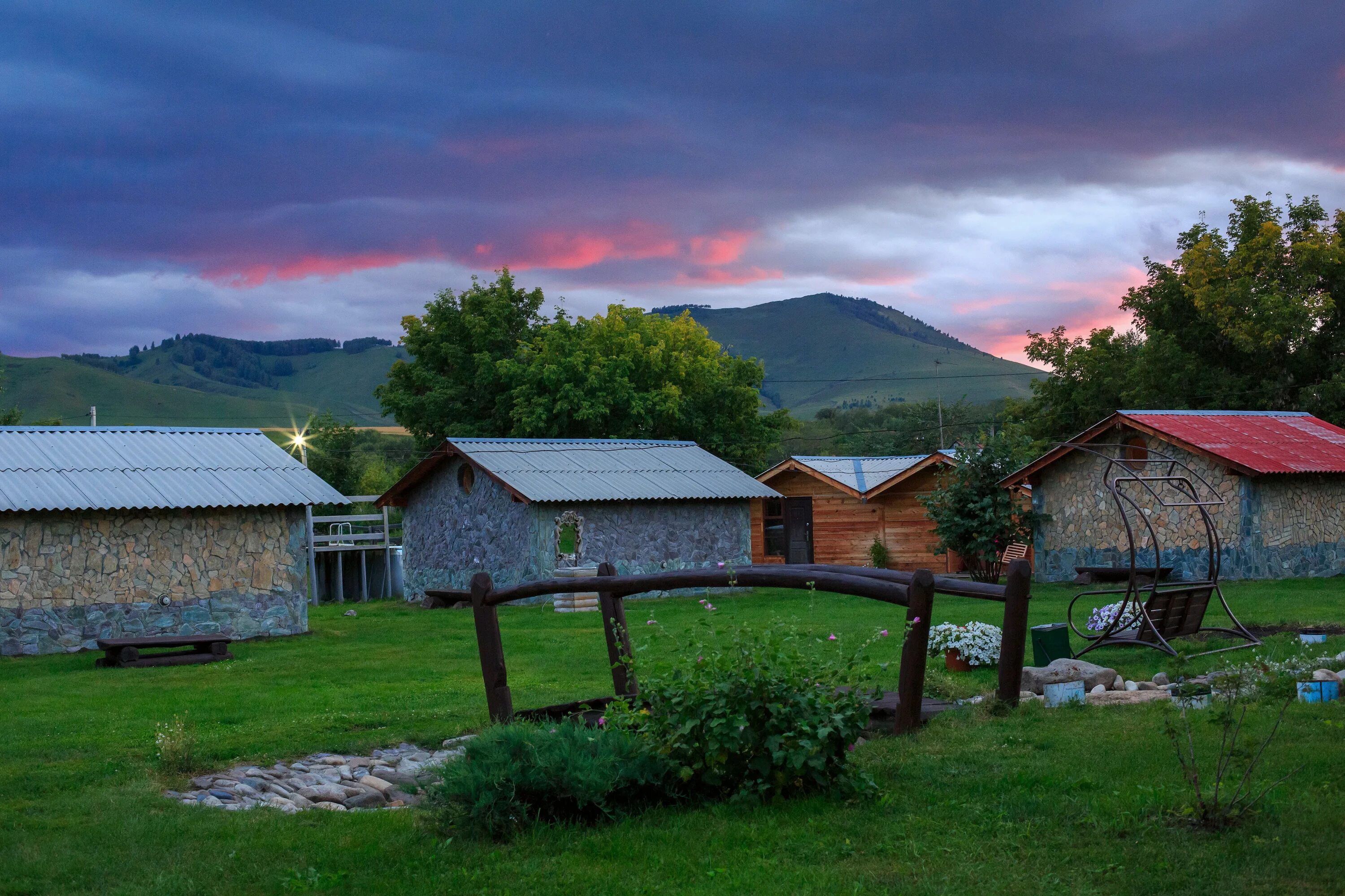 алтайский край смоленский район село смоленское школа 1. смоленский алтай. солоновка алтайский край смоленский район. солоновка солонешенского района. с.