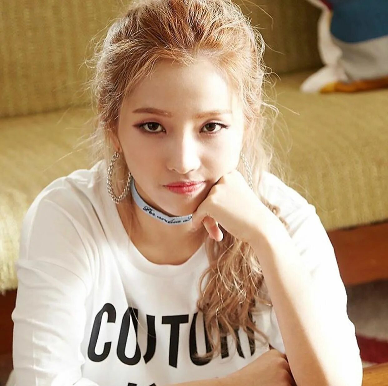 Сколько лет соен. Чон соен. соен айдол. чон соён jeon soyeon.