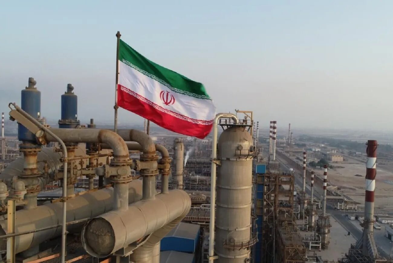 NIOC Иран. Министр нефти Ирана Джавад Оуджи. Lorestan Petrochemical Company Иран. Добыча нефти в Иране.