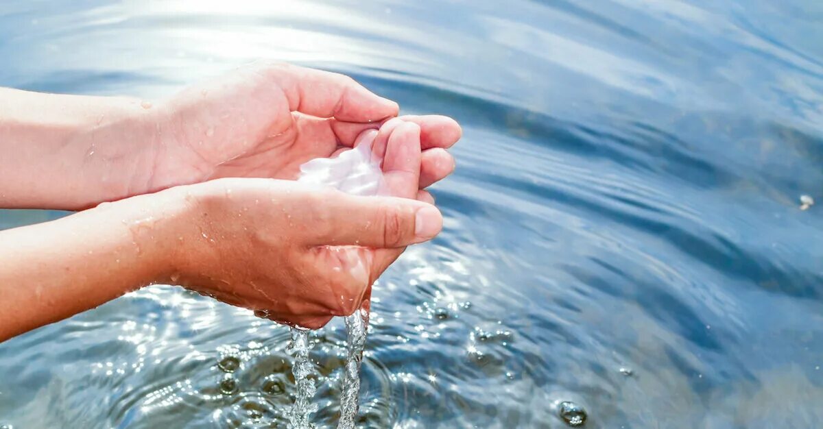 К чему снится идти по чистой воде