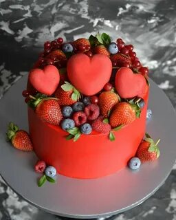 Торт девочке с клубникой