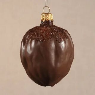 Елочные игрушки орех